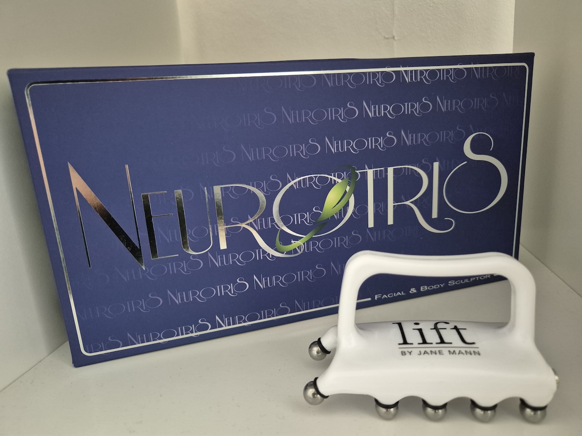 NeurotriS Microcurrent Technology